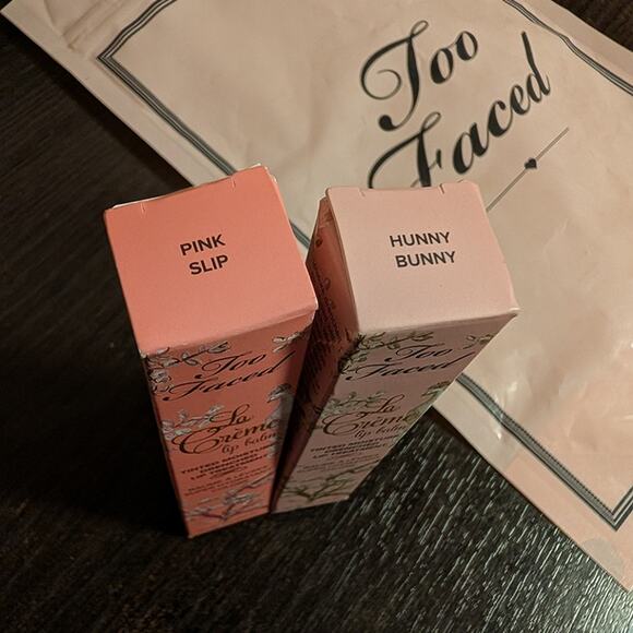 Too Faced La Creme Lip Balm 2-Tint Set Gift Bag - Picture 4 of 10